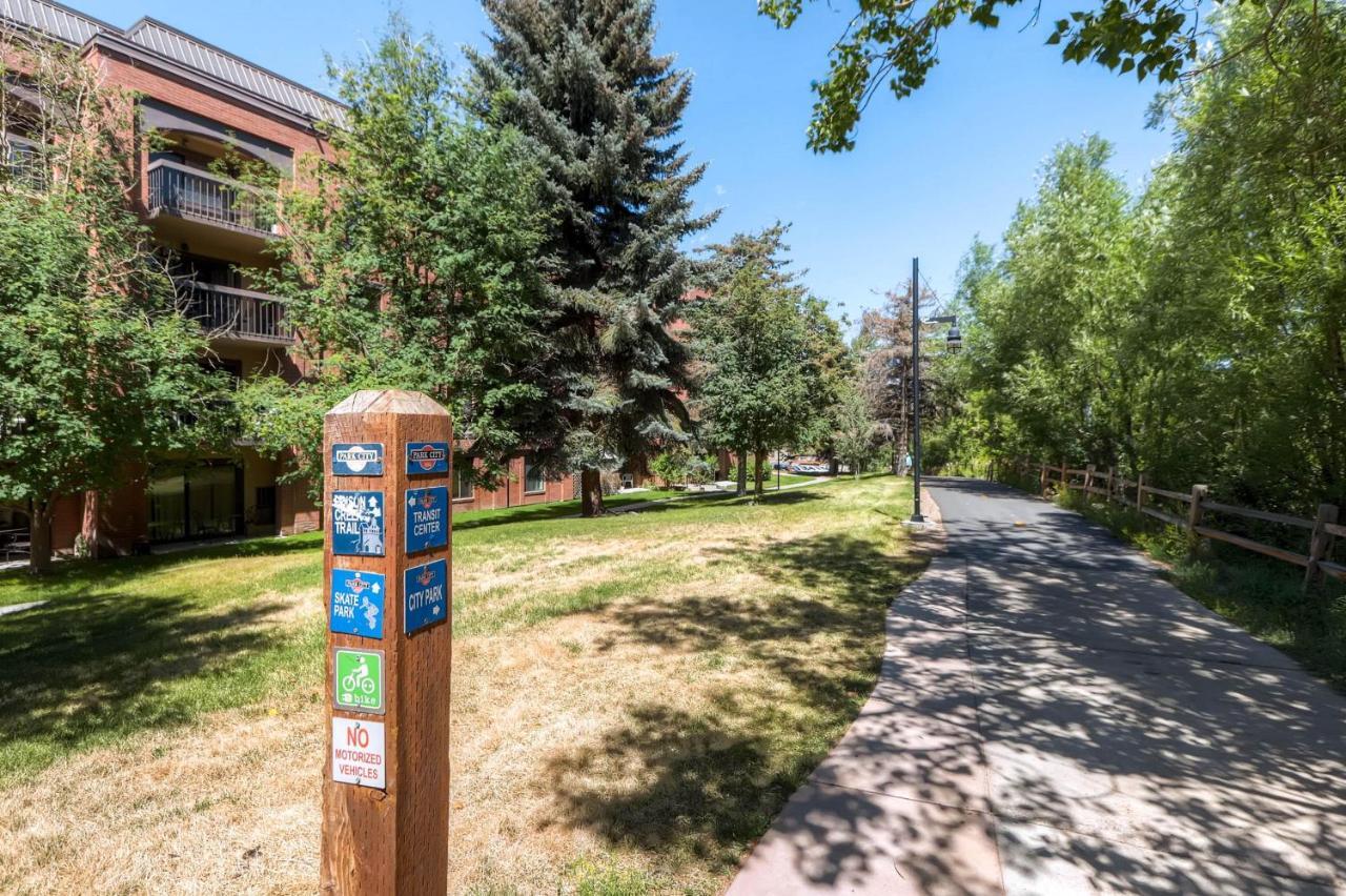 Park Station By Park City Lodging Exterior photo